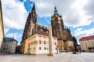 Obraz premium View on saint Vitus cathedral on the castle hill in lesser town in Prague city