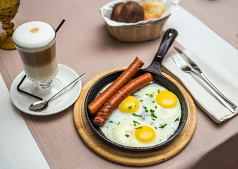 scrambled eggs with sausages