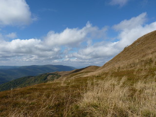 Piękny krajobraz górski. Bieszczady