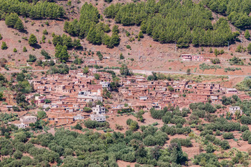 Marokkanisches Bergdorf im Hohen Atlas