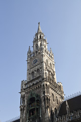 Fototapeta na wymiar Башня ратуши. Мюнхен