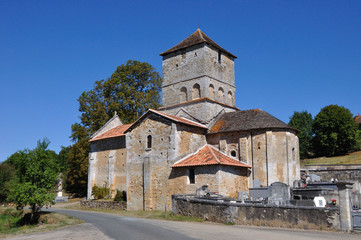Fototapeta na wymiar Eglise de Saint-Front-sur-Nizonne, Dordogne