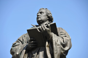 Lutherdenkmal, Martin Luther, Denkmal, Reformation, Bibel, Neues Testament, Theologie, Kirche, Thüringen, Erfurt