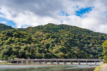 Obraz premium 京都・嵐山の渡月橋