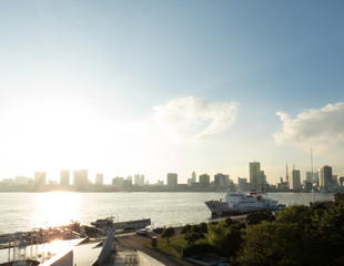 東京湾景（晴海からの高層ビル群）