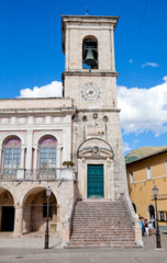 Fototapeta premium Norcia, Italy - August 17, 2014: Norcia's Town Hall Tower before