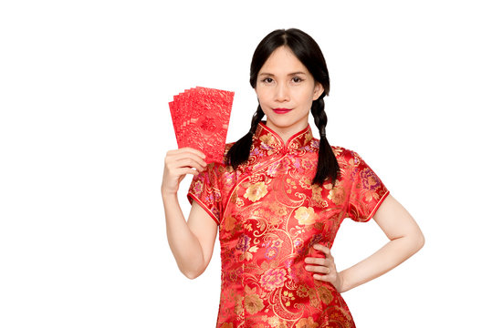 Asian lady in red  cheongsam suit  holding red envelope or Ang-p