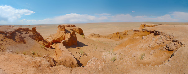 View on Bayanzag Flaming Cliffs  on the Mongolian Gobi desert containing fossils of jurassic dinosaurs © robnaw