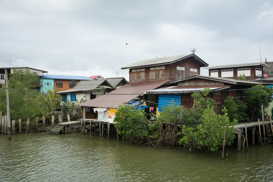 Thai canal village, The Klong-Suan ancient market is in Thailand