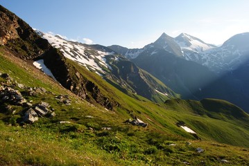 Fototapeta na wymiar Mountains of Hohe Tauern national park in Austria.