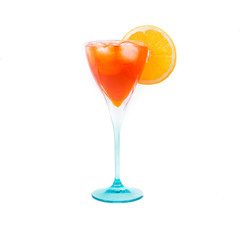 spritz aperol con fetta d'arancia 