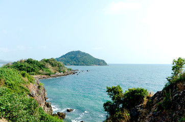 Fototapeta na wymiar Beautiful scenery looking the islands from the mountain in Thailand, Tropical landscape over sea at Janthaburi at thailand.