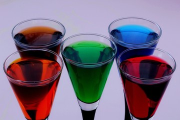 Kolorowa wódka o różnych smakach © mbrfoto