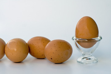 Eier mit Eierbecher