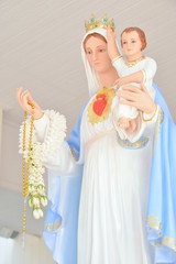 Statue Virgin Mary with Jesus