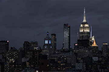 Naklejka premium Panoramę Nowego Jorku w nocy