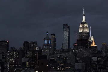 Fotobehang Skyline van New York & 39 s nachts © Mat Hayward
