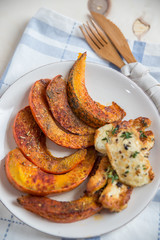 gerösteter Kürbis mit Halloumi Käse