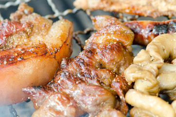 .Pork and pork roast aroma, mouth-watering taste of Thailand on