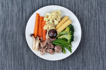 Fried mixed vegetables with chicken hearts-gizzard-liver.