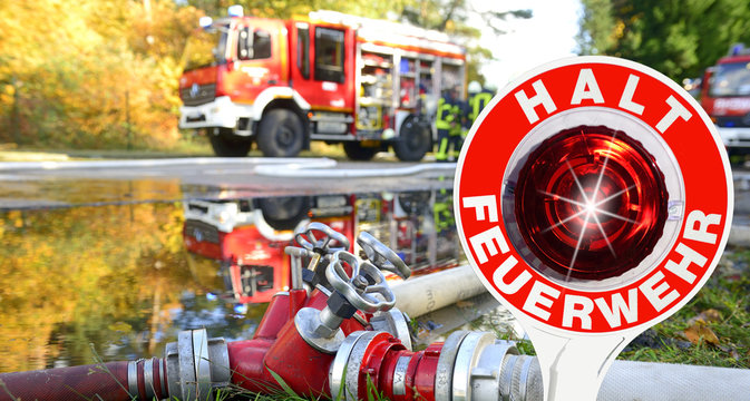 Feuerwehr Einsatz mit Haltekelle Bev&ouml;lkerungsschutz