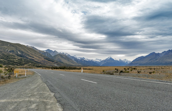 Mount Cook Road (State Highway 80) along the Tasman River leading to Aoraki / Mount Cook National Park and the village