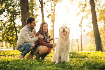 Obraz premium Playing with dog