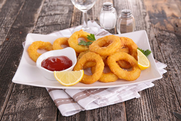 onion ring or calamari ring