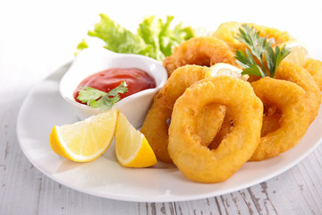 onion ring or calamari ring