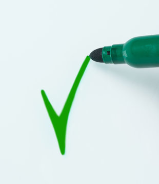 mark in green on the implementation of paragraph