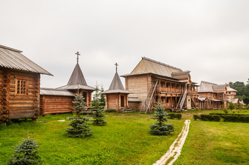 Fototapeta na wymiar Pilgrims' center at the Falls Gremyachiy key. Moscow region
