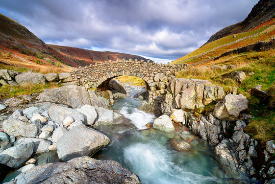 Stockley Bridge at Autumn