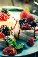  pavlova meringue with fresh berries fruits