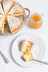 cheesecake with peaches in syrup 