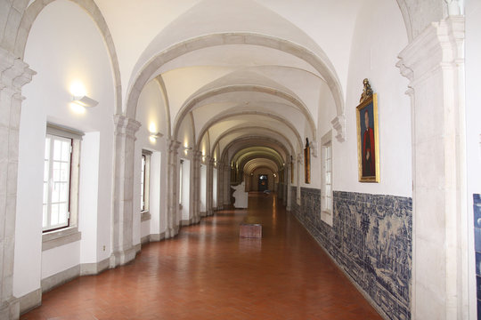 Lisbonne, couloir du couvent de Sa&otilde; Vincente de Fora