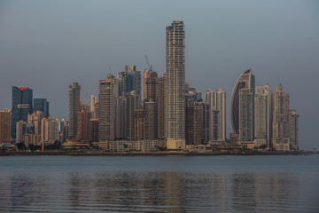 Fototapeta premium Panama City, city center skyline and Bay of Panama, Panama, Central America.