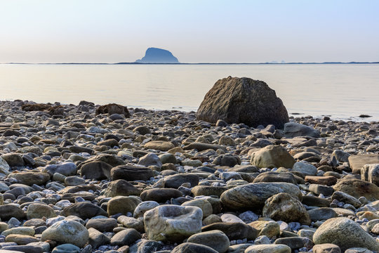 Lovund