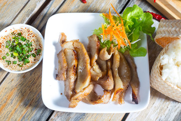 Thailand pork roast and sauce recipe.