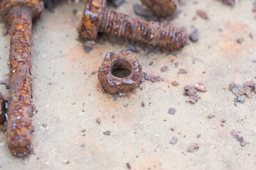 Bolts and nuts to put together a lot of rust.