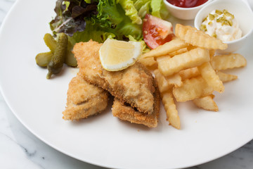 Fish & Chips With Mixed Salad