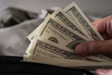 Billie dollar in hand