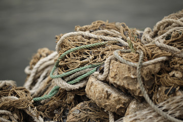 sieci rybackie i liny w pięknych kolorach © agarianna