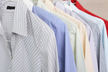 おしゃれなシャツ