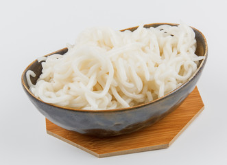 Silver needle noodles (Mi Tai Mu)