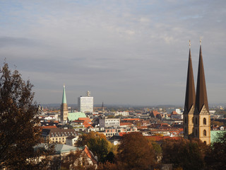 Fototapeta na wymiar Stadtpanorama von Bielefeld
