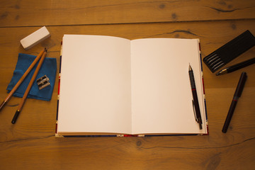 Szkicownik + akcesoria