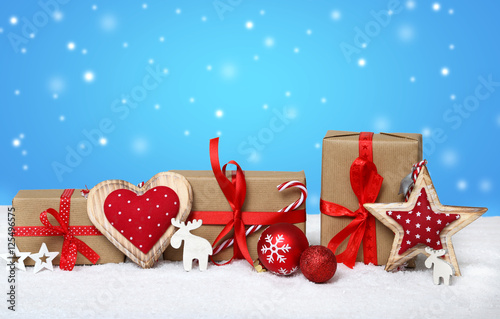 &quot;Weihnachtsgeschenke&quot; Stockfotos und lizenzfreie Bilder auf Fotolia.com