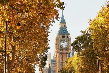 Fotobehang Londen Big Ben op zonnige herfstdag