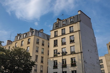 Fototapeta premium Anciens immeubles parisiens. 