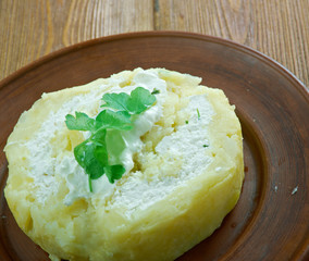 Potato roll with cottage cheese